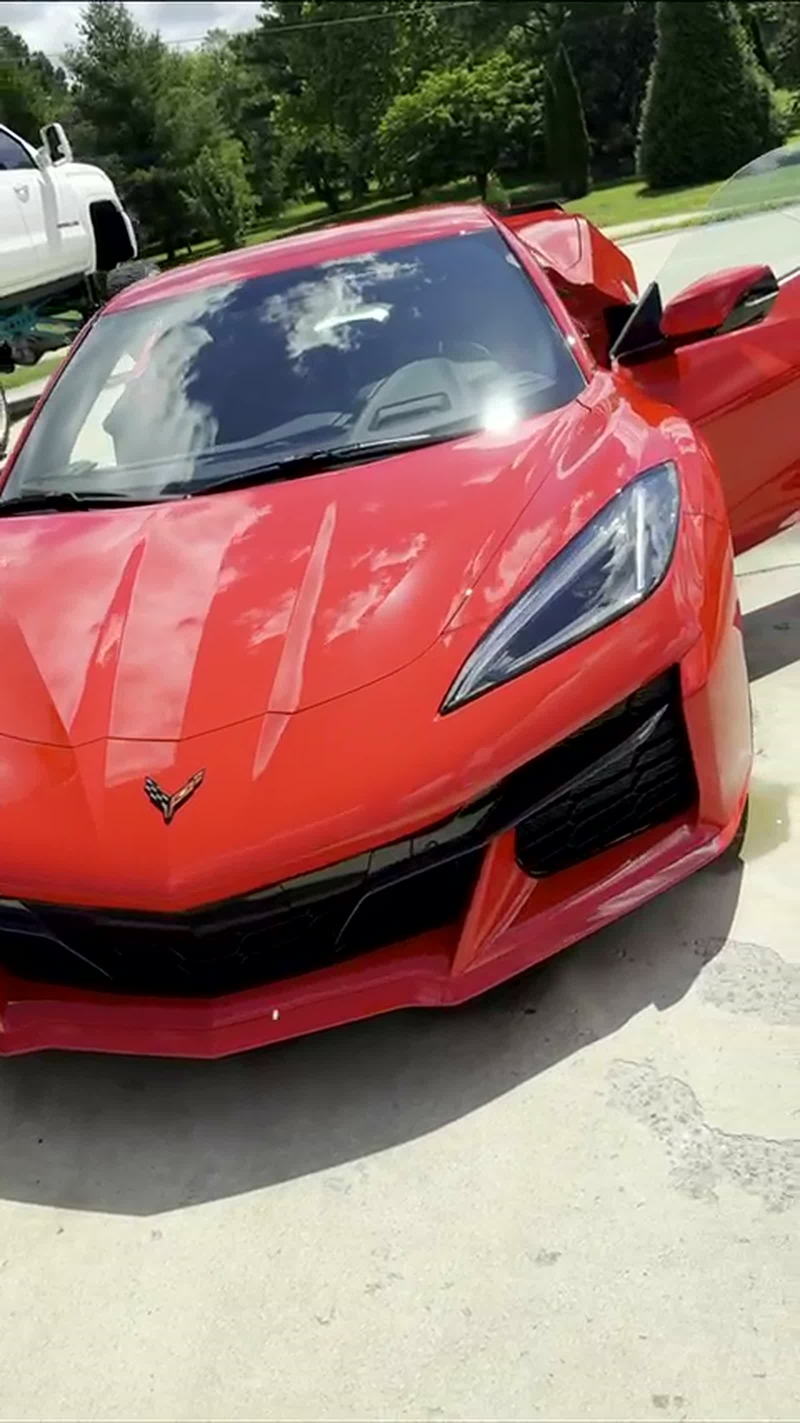 C8 Corvette · Torch Red